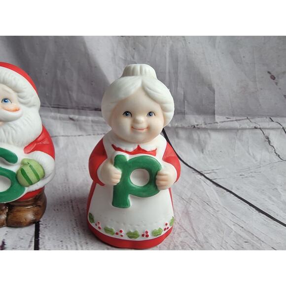1987 Enesco Chris Davenport Santa Mrs Clause Salt & Pepper Holding S & P Letter - Picture 2 of 11